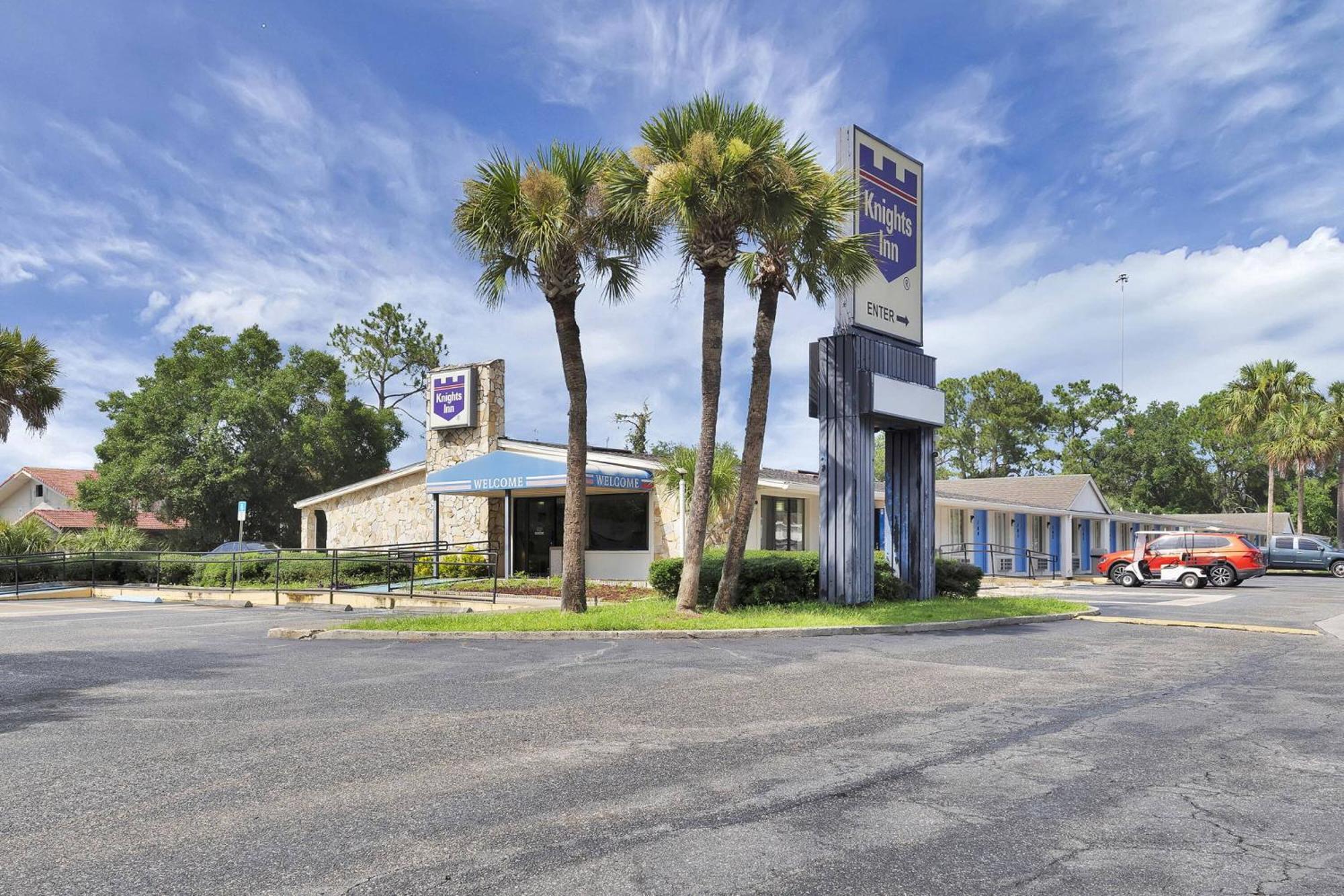 Knights Inn Jacksonville At Dix Ellis Trail Extérieur photo